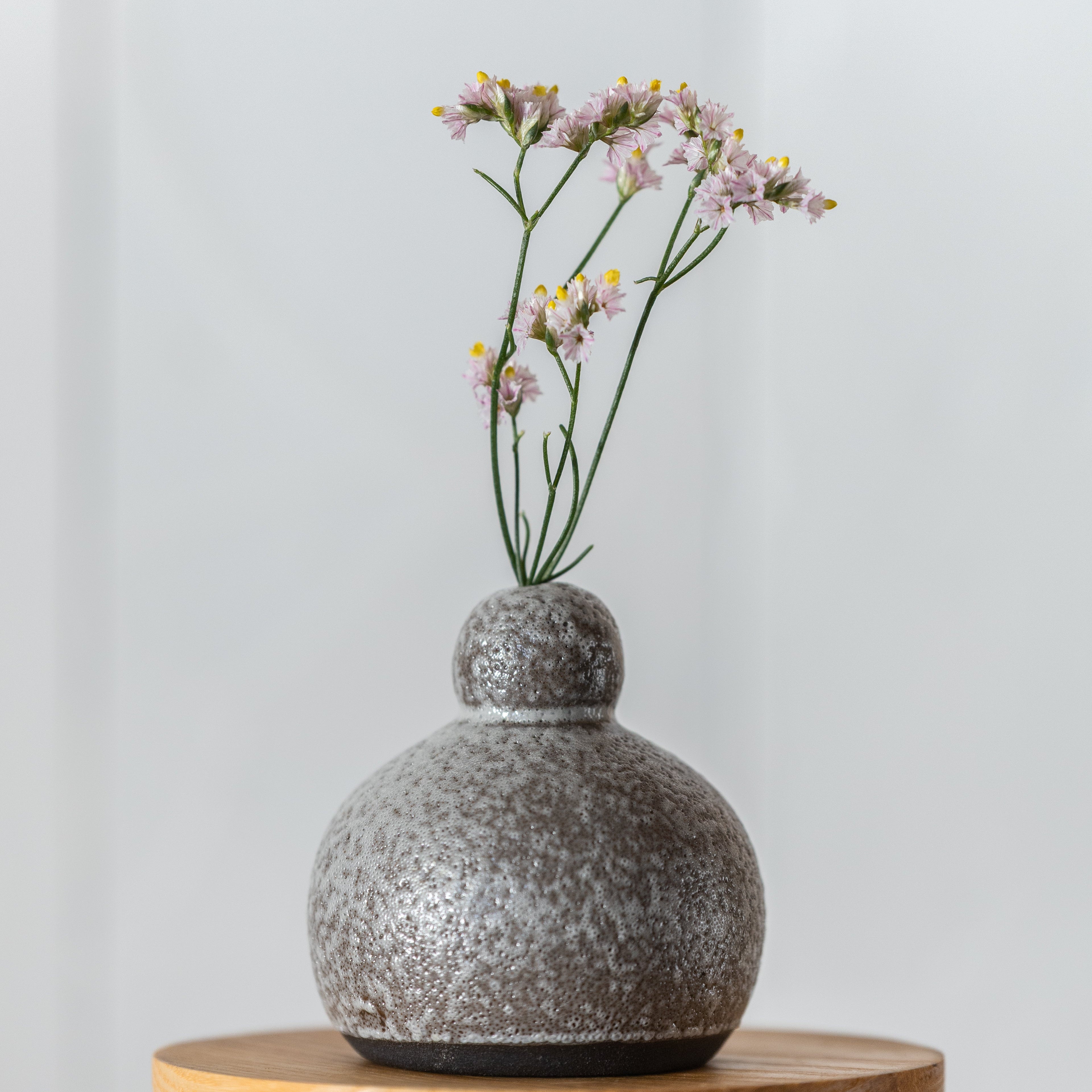 The Geisha – Ceramic Bud Vase