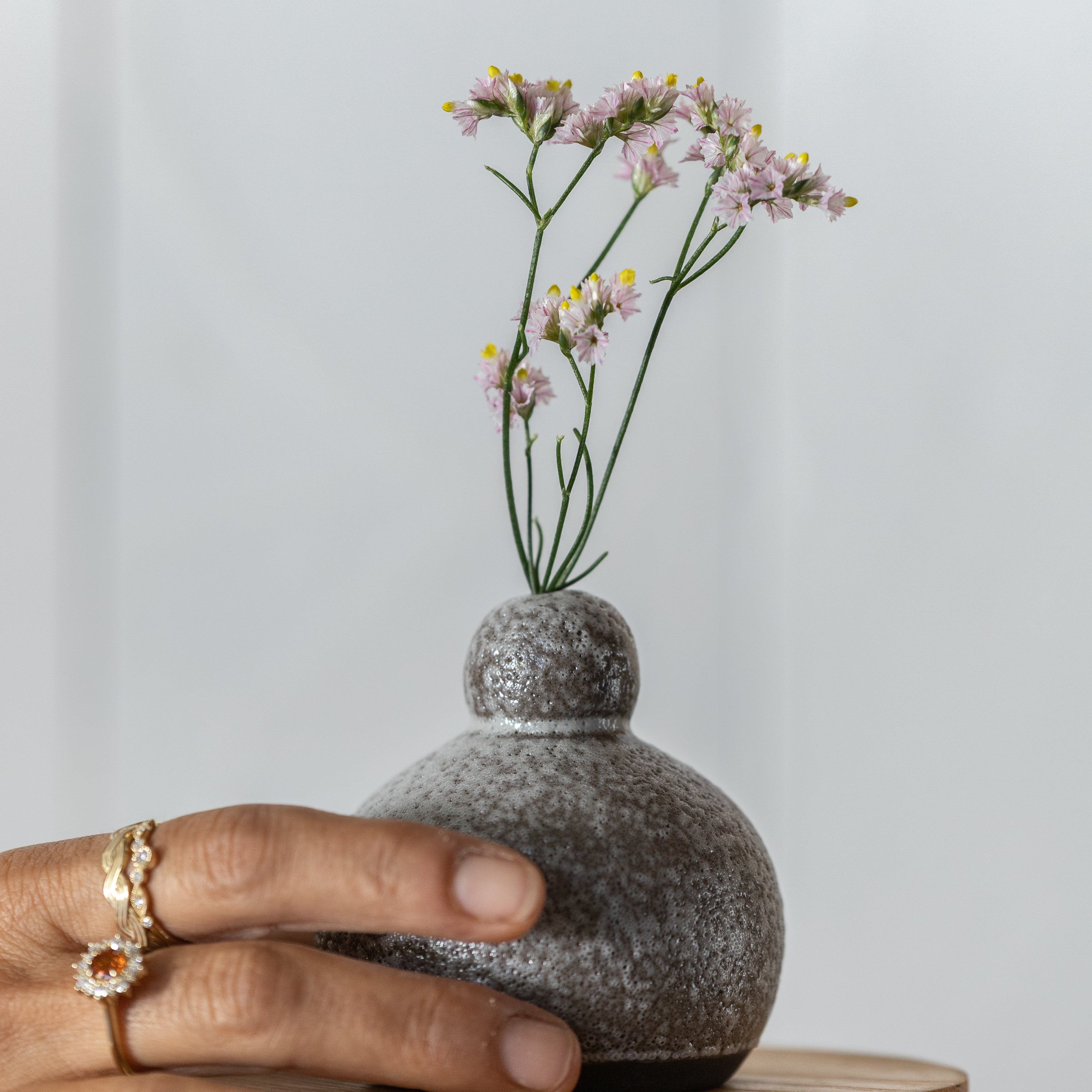 The Geisha – Ceramic Bud Vase